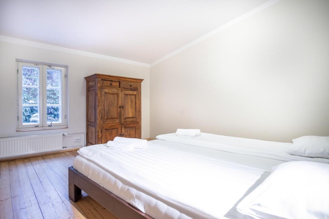 Dream Stay - Bright 2-Bedroom 2-Floor Old Town Apartment タリン エクステリア 写真